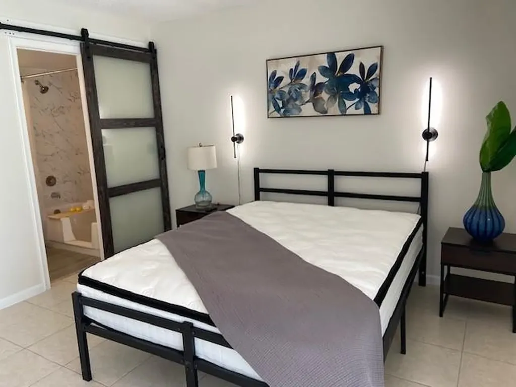 1011 Berkshire A Deerfield Beach FL 33442