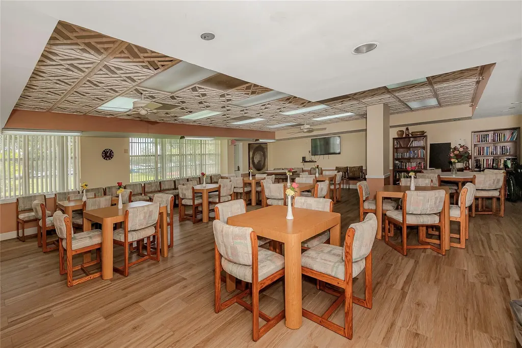 1300 Saint Charles Pl Pembroke Pines Pembroke Pines FL 33026