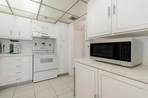 1300 Saint Charles Pl Pembroke Pines Pembroke Pines FL 33026
