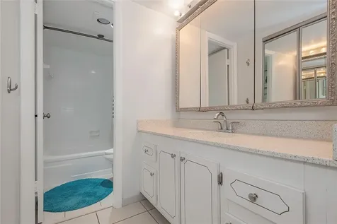 1300 Saint Charles Pl Pembroke Pines Pembroke Pines FL 33026