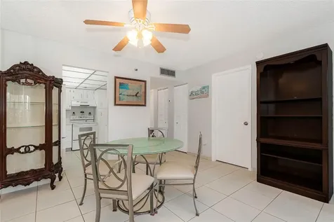 1300 Saint Charles Pl Pembroke Pines Pembroke Pines FL 33026