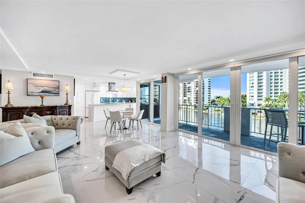 2800 E Sunrise Boulevard Fort Lauderdale FL 33304