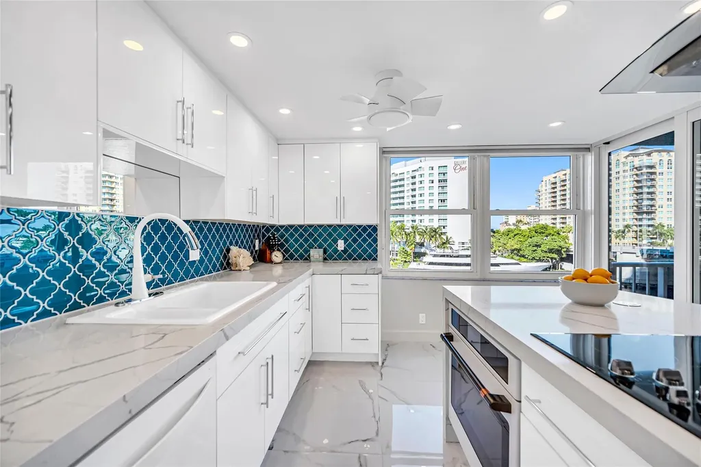 2800 E Sunrise Boulevard Fort Lauderdale FL 33304