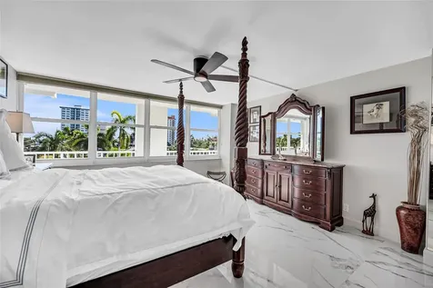 2800 E Sunrise Boulevard Fort Lauderdale FL 33304