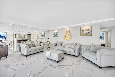 2800 E Sunrise Boulevard Fort Lauderdale FL 33304