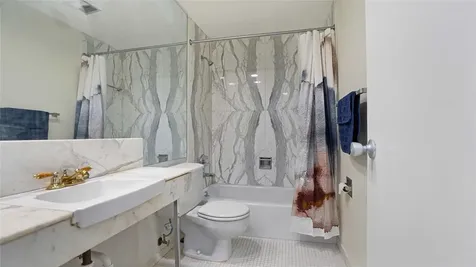 3333 NE 34 Street Fort Lauderdale FL 33308