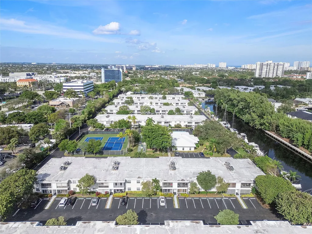 6205 Bay Club Drive Fort Lauderdale FL 33308