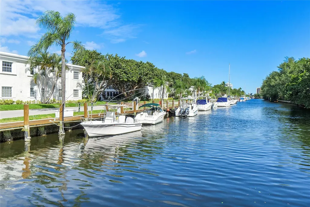 6205 Bay Club Drive Fort Lauderdale FL 33308