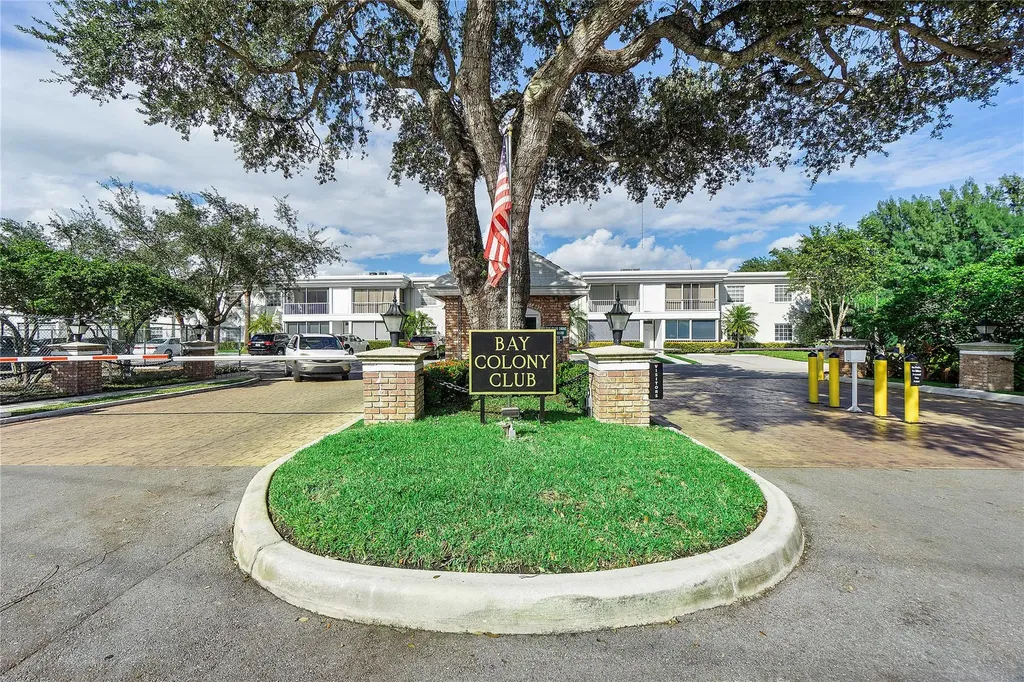 6205 Bay Club Drive Fort Lauderdale FL 33308