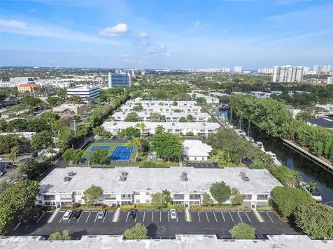 6205 Bay Club Drive Fort Lauderdale FL 33308