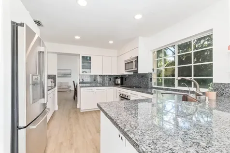 524 Water Point Weston FL 33326