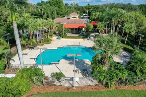 524 Water Point Weston FL 33326