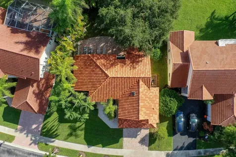 524 Water Point Weston FL 33326