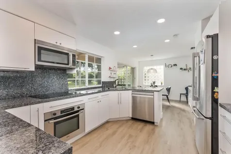 524 Water Point Weston FL 33326