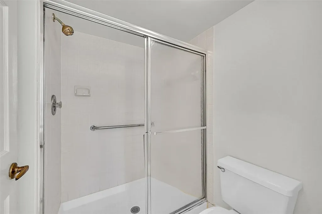 2560 NW 103rd Avenue Sunrise FL 33322