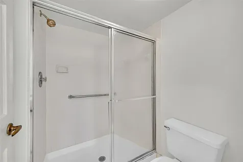 2560 NW 103rd Avenue Sunrise FL 33322