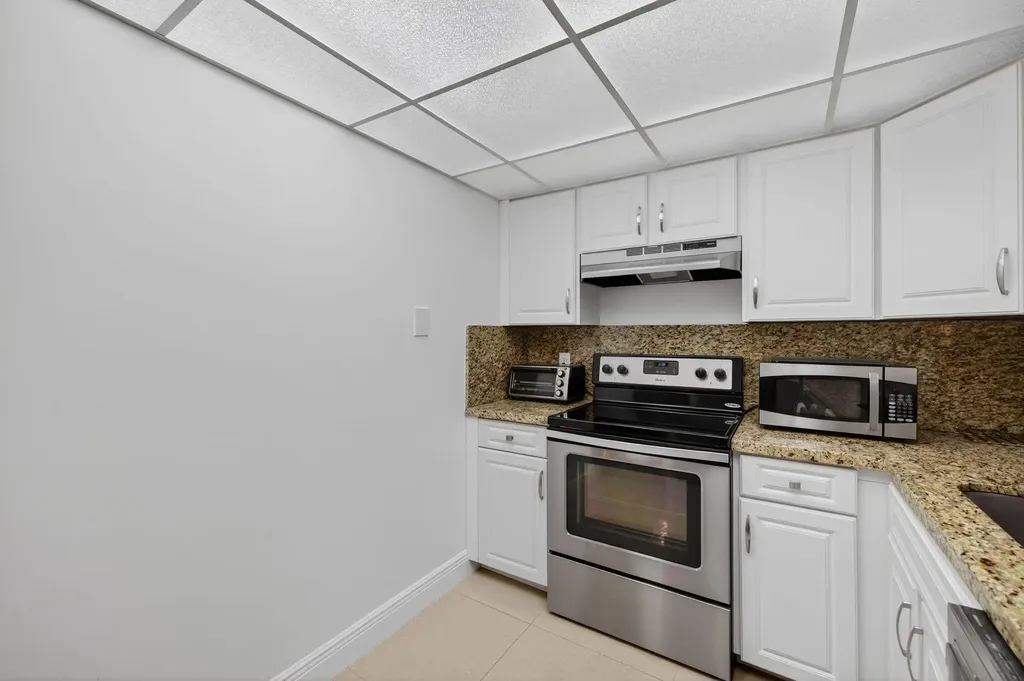 3909 N Ocean Boulevard Fort Lauderdale FL 33308