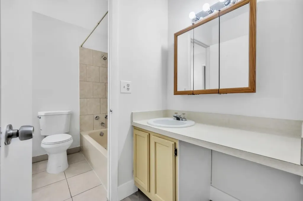 7743 Balboa Street Sunrise FL 33351