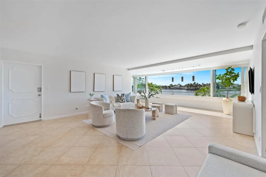 215 N Birch Road Fort Lauderdale FL 33304