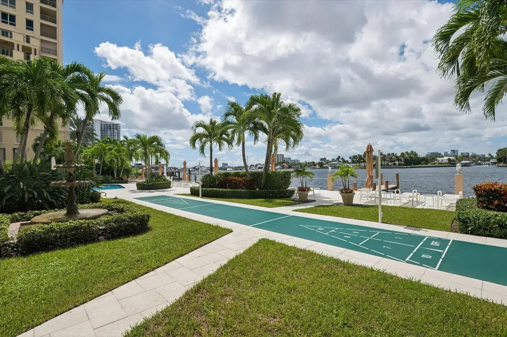 215 N Birch Road Fort Lauderdale FL 33304