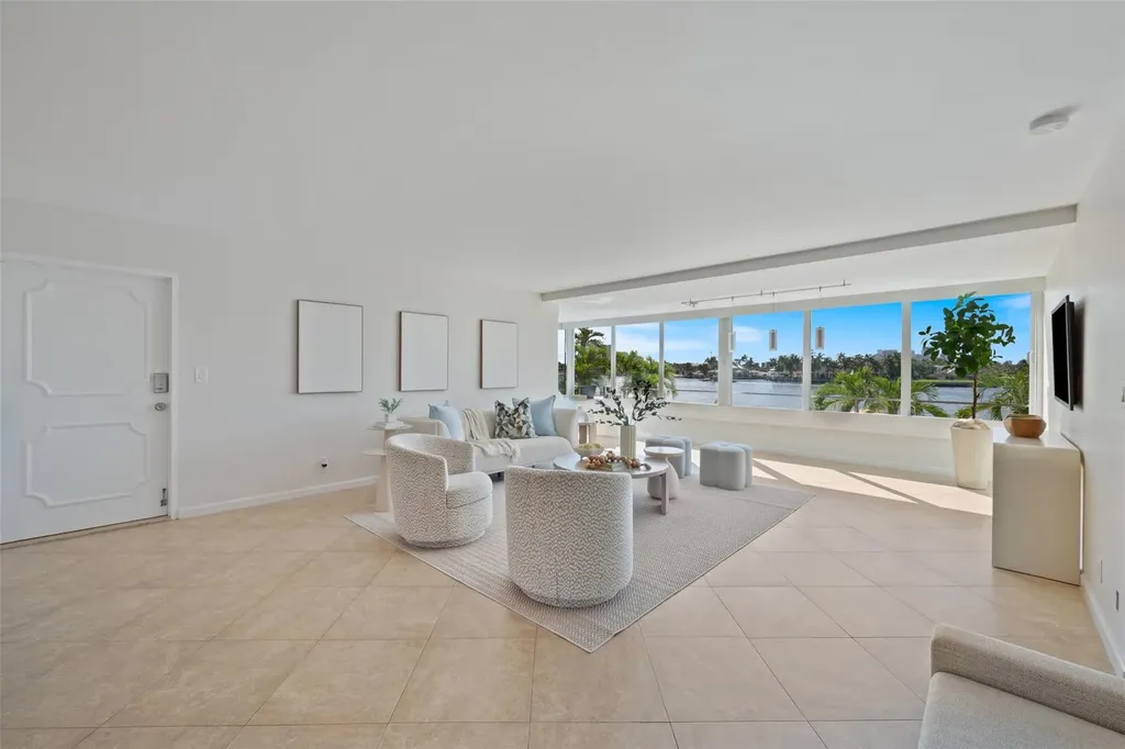 215 N Birch Road Fort Lauderdale FL 33304