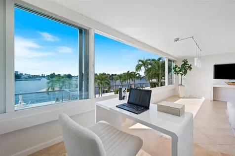 215 N Birch Road Fort Lauderdale FL 33304