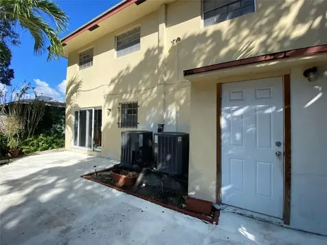310 SW 11th Court Fort Lauderdale FL 33315