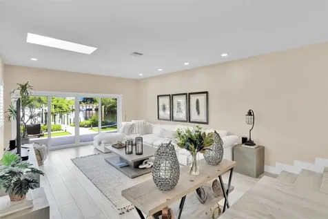17026 Bay Street Jupiter FL 33477