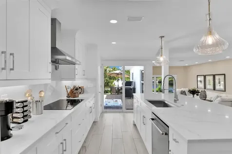 17026 Bay Street Jupiter FL 33477