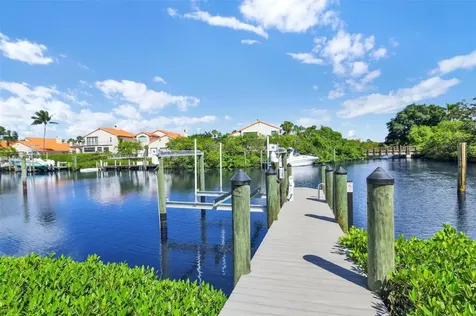 17026 Bay Street Jupiter FL 33477