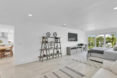 17026 Bay Street Jupiter FL 33477