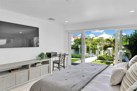 17026 Bay Street Jupiter FL 33477