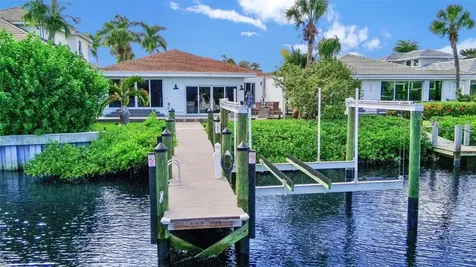 17026 Bay Street Jupiter FL 33477