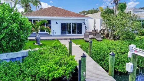 17026 Bay Street Jupiter FL 33477
