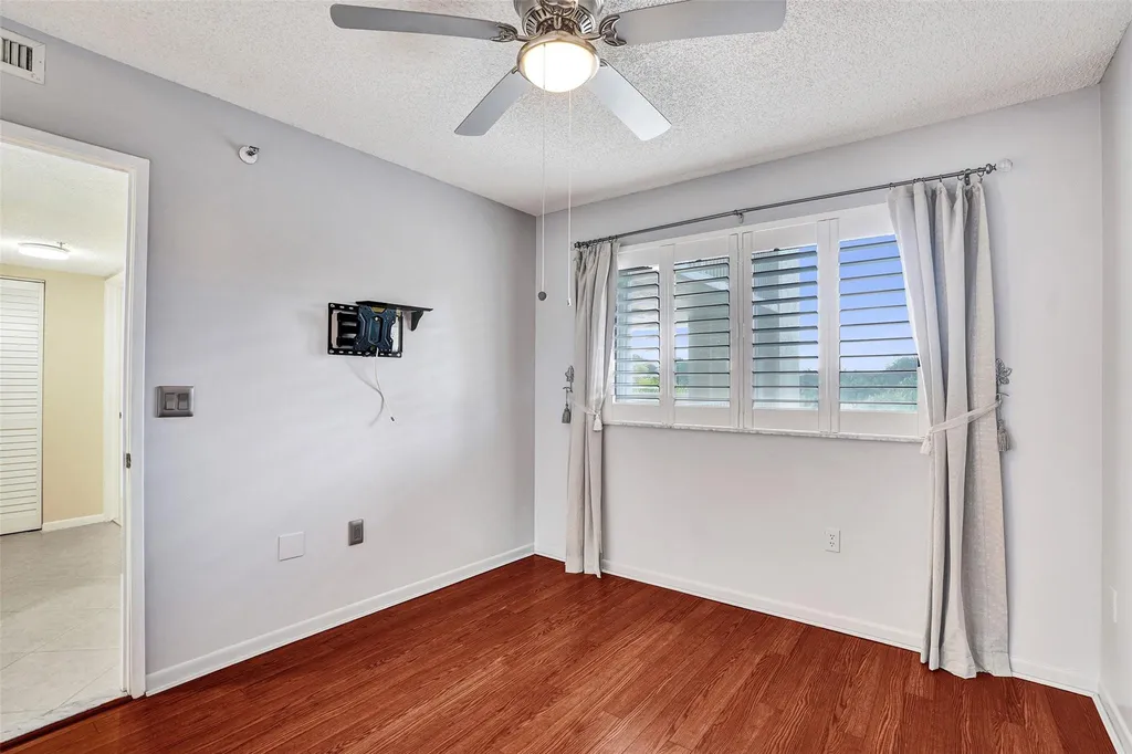 2334 S Cypress Bend Drive Pompano Beach FL 33069