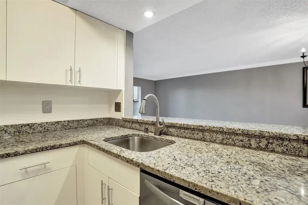 2334 S Cypress Bend Drive Pompano Beach FL 33069