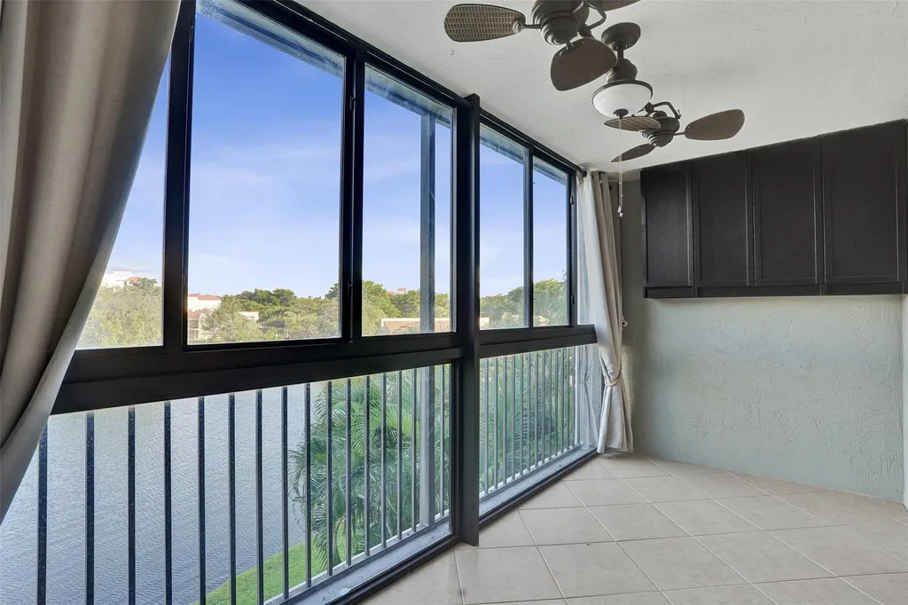 2334 S Cypress Bend Drive Pompano Beach FL 33069
