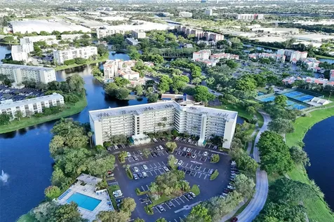2334 S Cypress Bend Drive Pompano Beach FL 33069