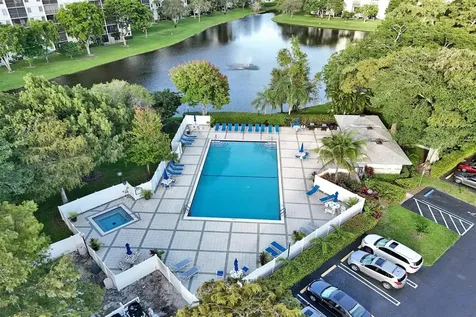 2334 S Cypress Bend Drive Pompano Beach FL 33069