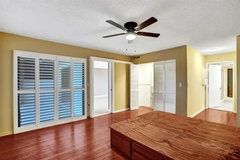 2334 S Cypress Bend Drive Pompano Beach FL 33069