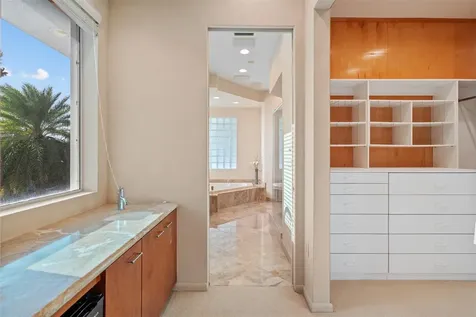 2551 NE 31st Court Lighthouse Point FL 33064