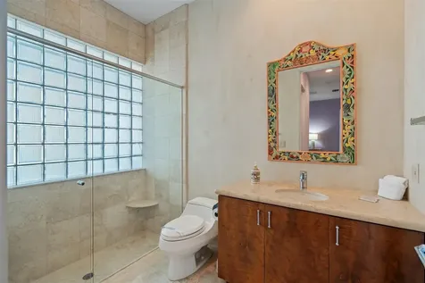 2551 NE 31st Court Lighthouse Point FL 33064
