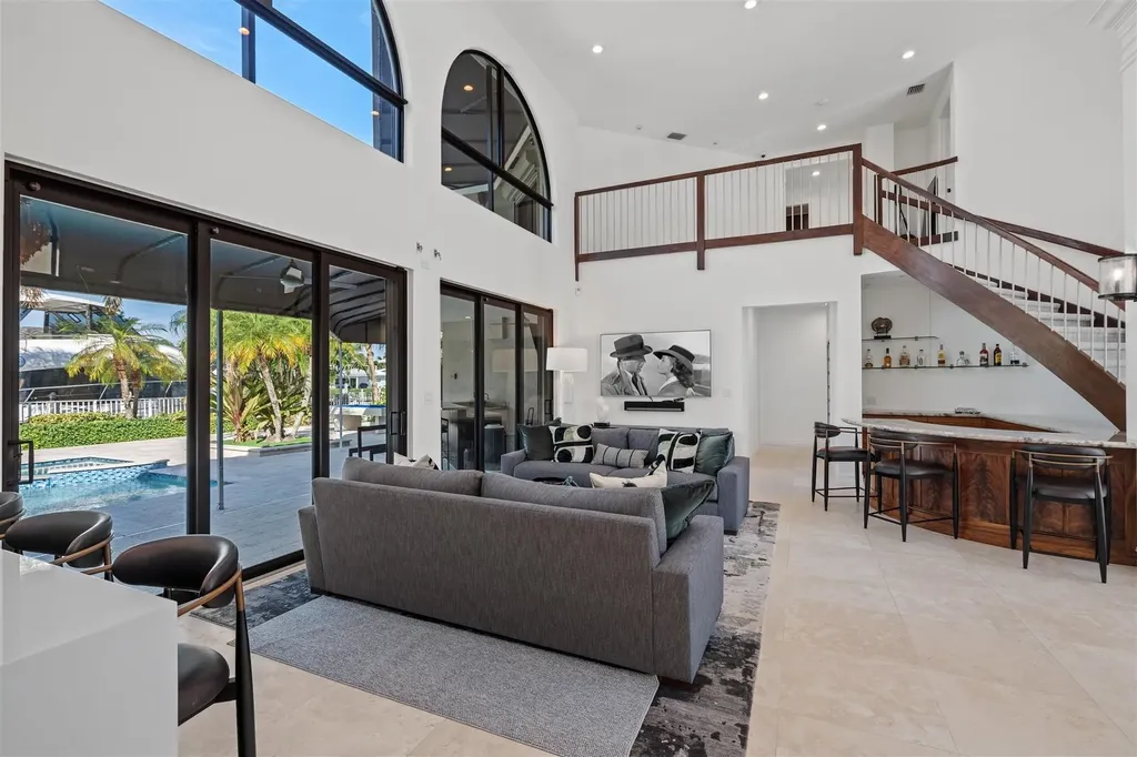2325 NE 28th Street Lighthouse Point FL 33064