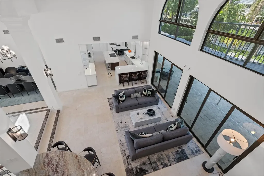 2325 NE 28th Street Lighthouse Point FL 33064