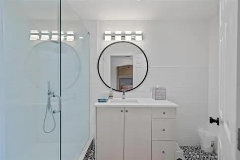 2325 NE 28th Street Lighthouse Point FL 33064