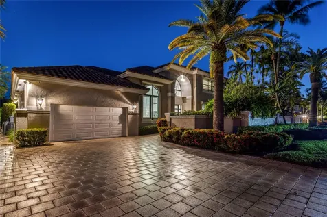 2325 NE 28th Street Lighthouse Point FL 33064