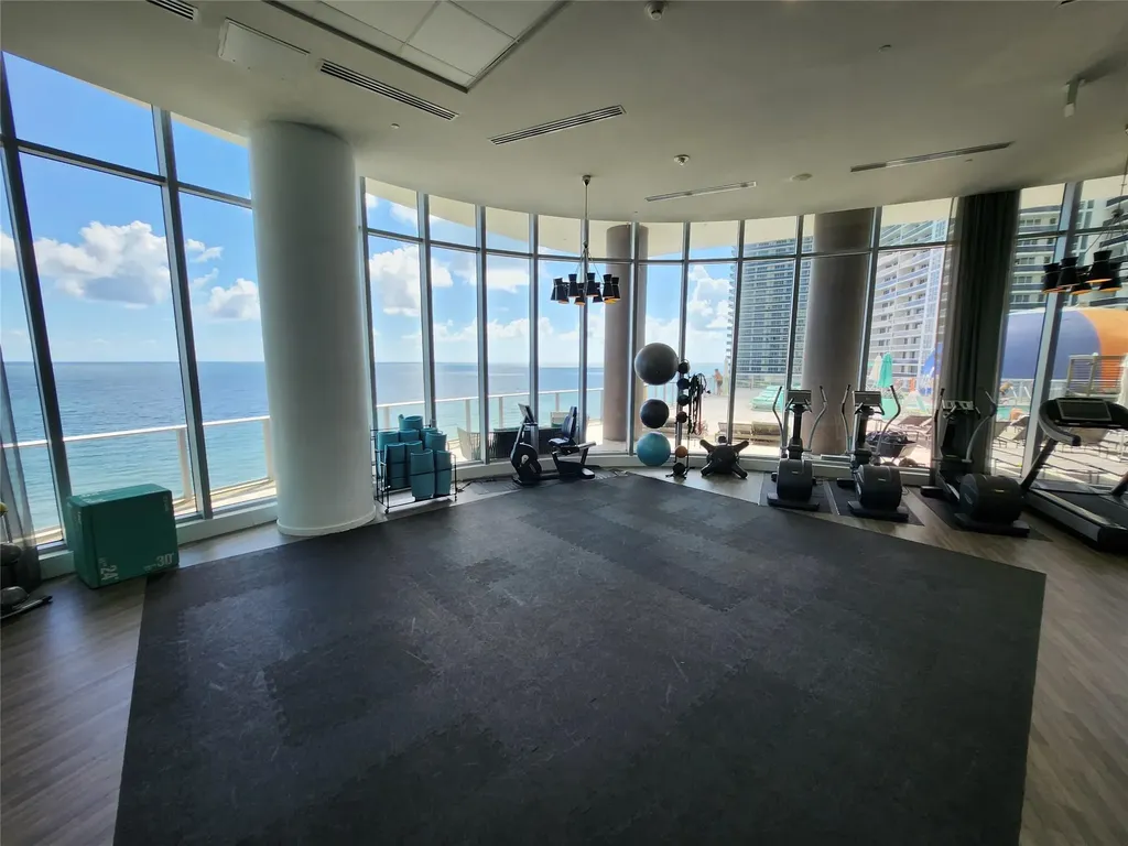 4111 S Ocean Drive Hollywood FL 33019