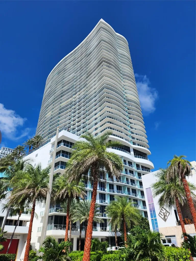 4111 S Ocean Drive Hollywood FL 33019