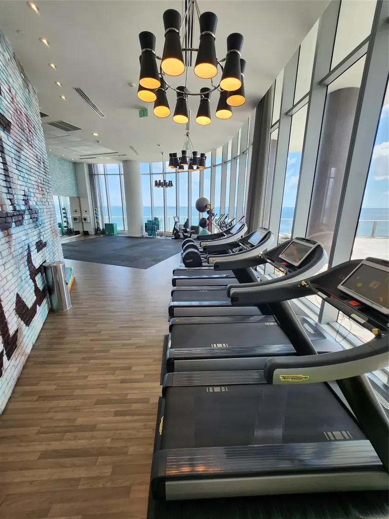 4111 S Ocean Drive Hollywood FL 33019
