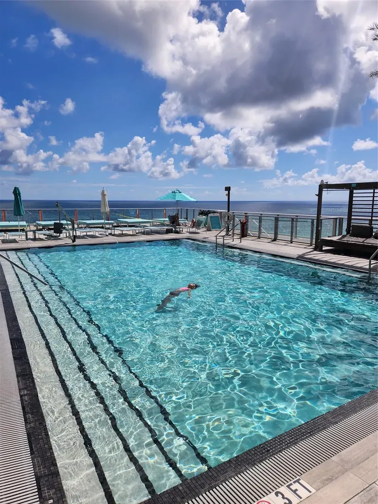 4111 S Ocean Drive Hollywood FL 33019